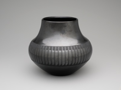 Jar with Feather Motif