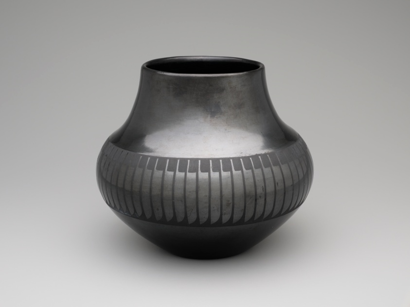 Jar with Feather Motif