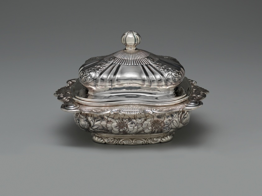 "Rose Service" Butter Dish
