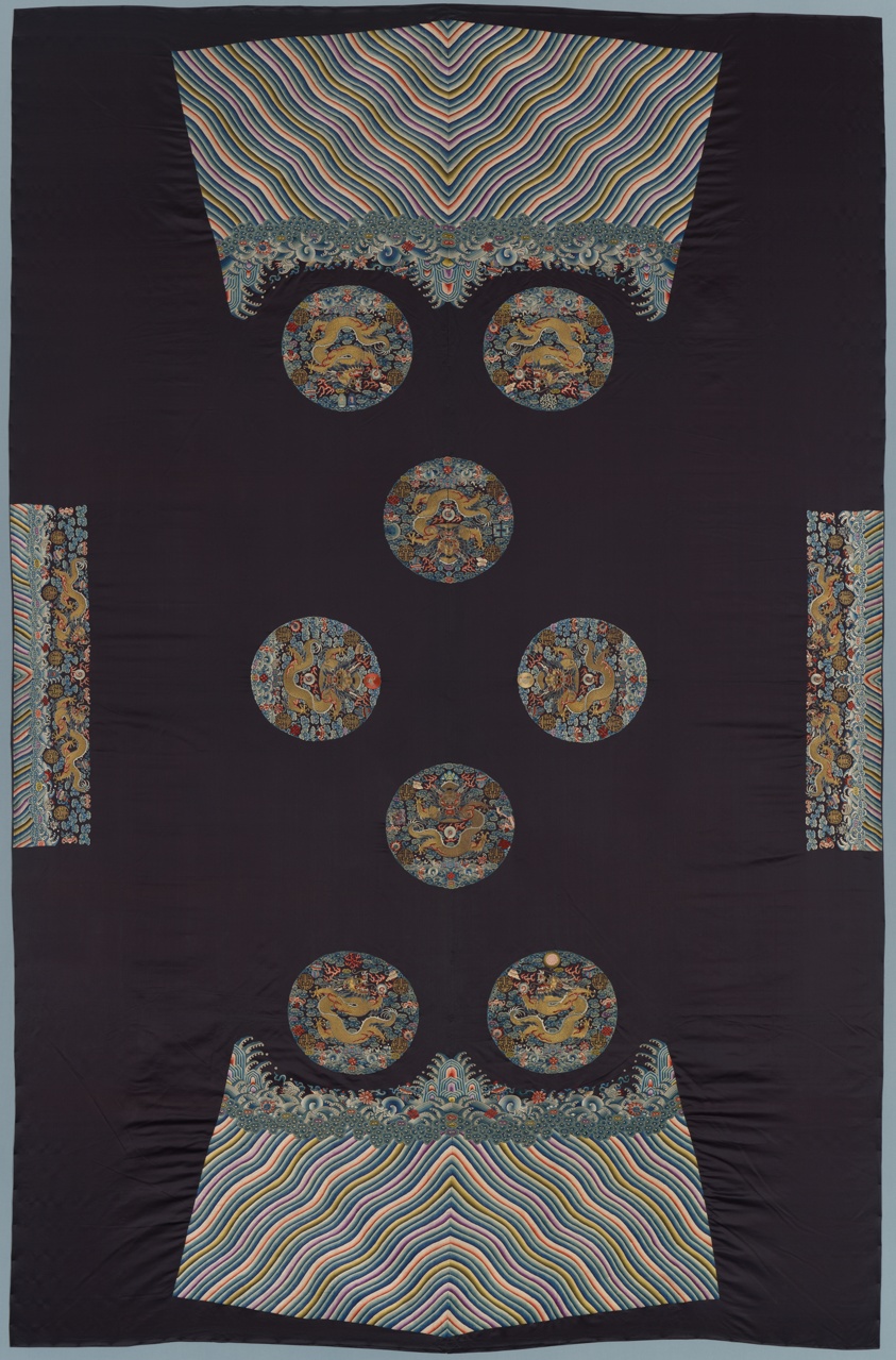 Embroidered Fabric for an Empress's Gunfu (Court Surcoat)