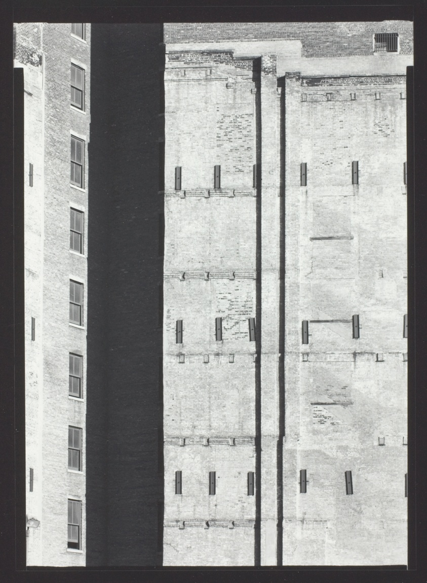 Untitled, from the series "Chicago Loop"