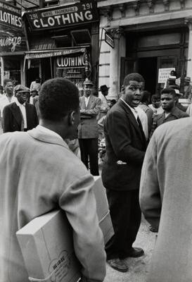 Untitled (Harlem, New York), from the series "A Man Becomes Invisible" (1952)