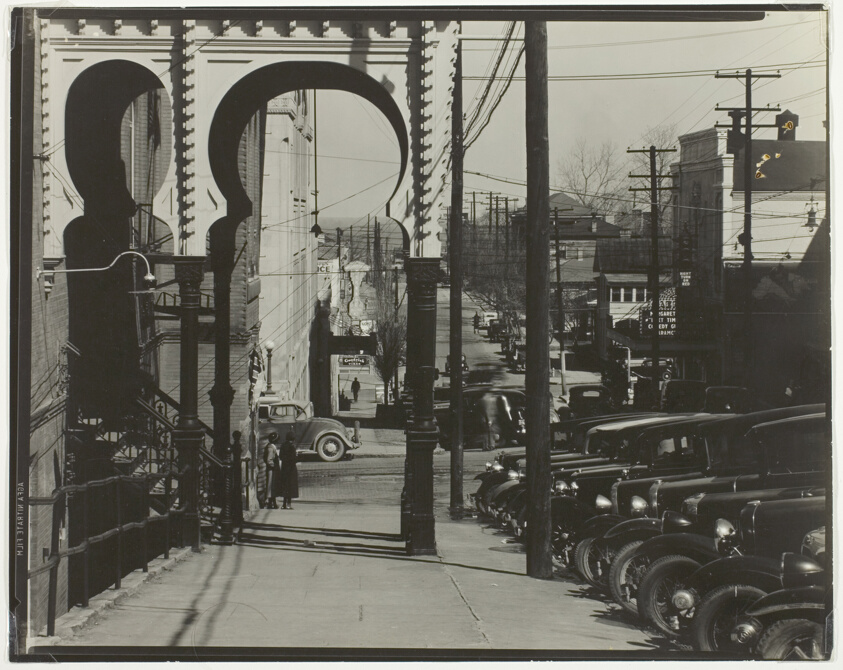 Street Scene, Vicksburg, Mississippi