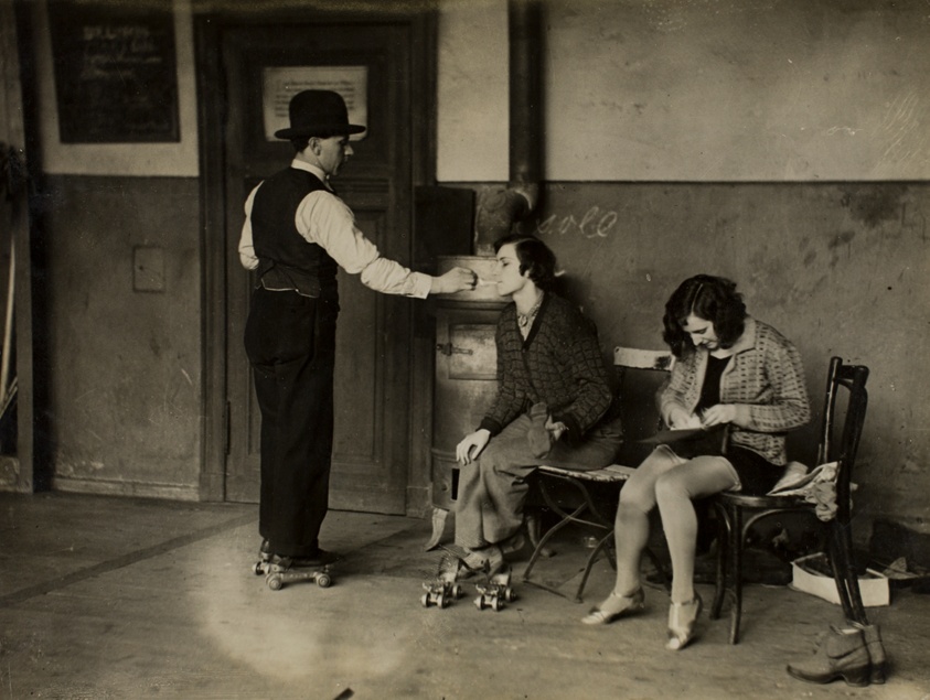 Circus Performers’ Rehearsal (Artistenprobe)
