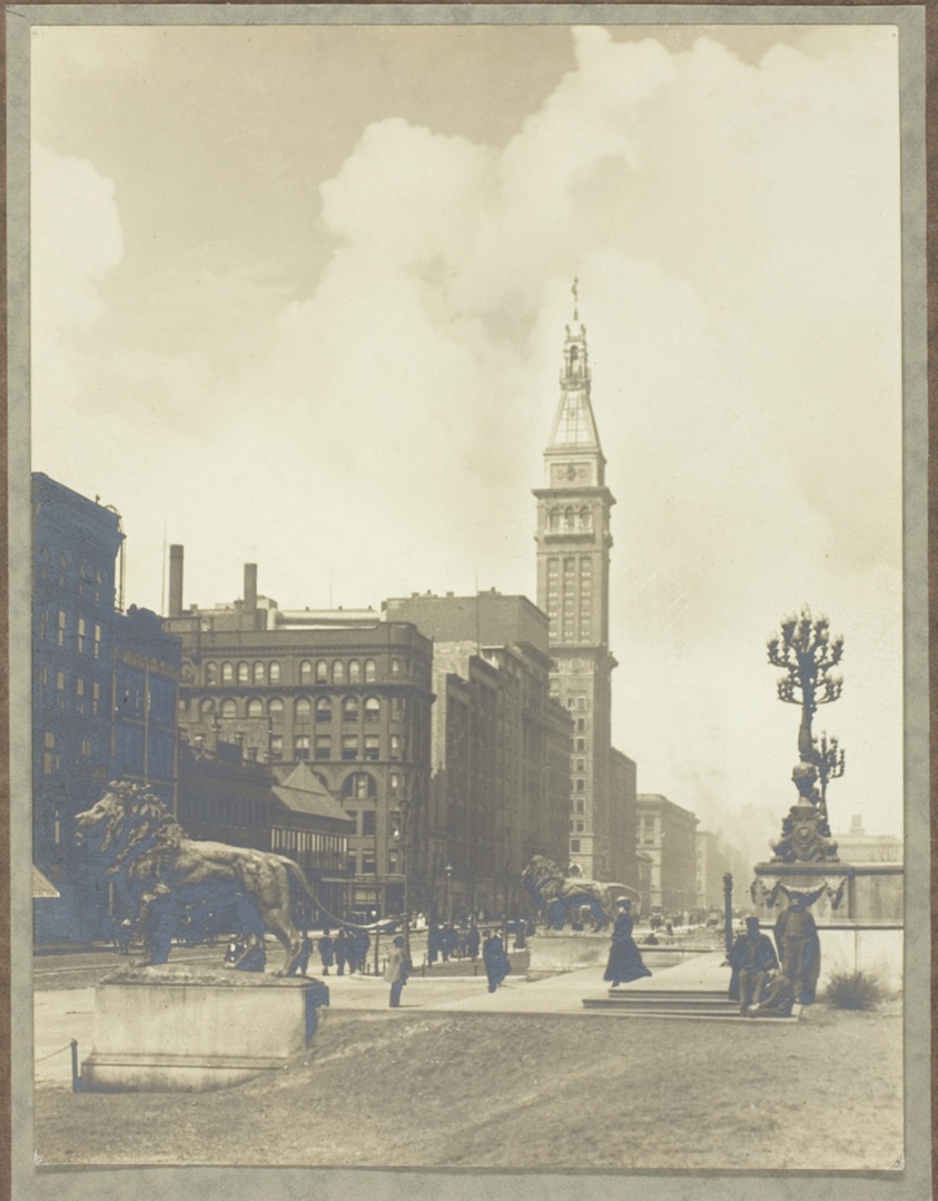 Michigan Avenue at The Art Institute