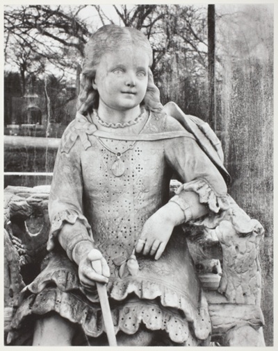 "Inez", Graceland Cemetery, Chicago