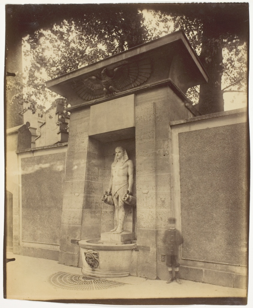 Fontaine Rue de Sevres