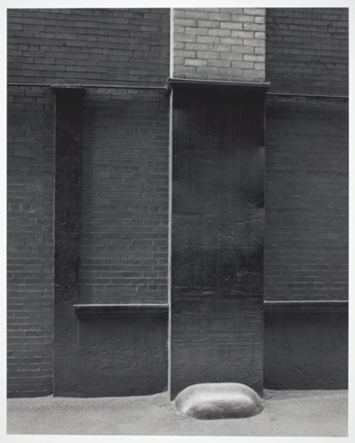 Between Madison Avenue and Monroe Street; vicinity of LaSalle Street