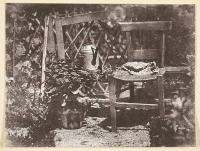 Chaise dans un Jardin