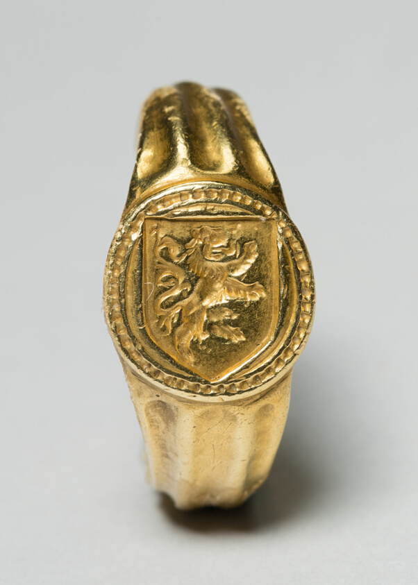 Signet Ring