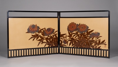 Lacquer Furosaki Screen with Peonies