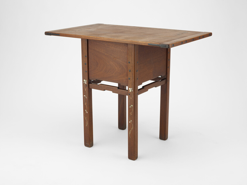 Serving Table