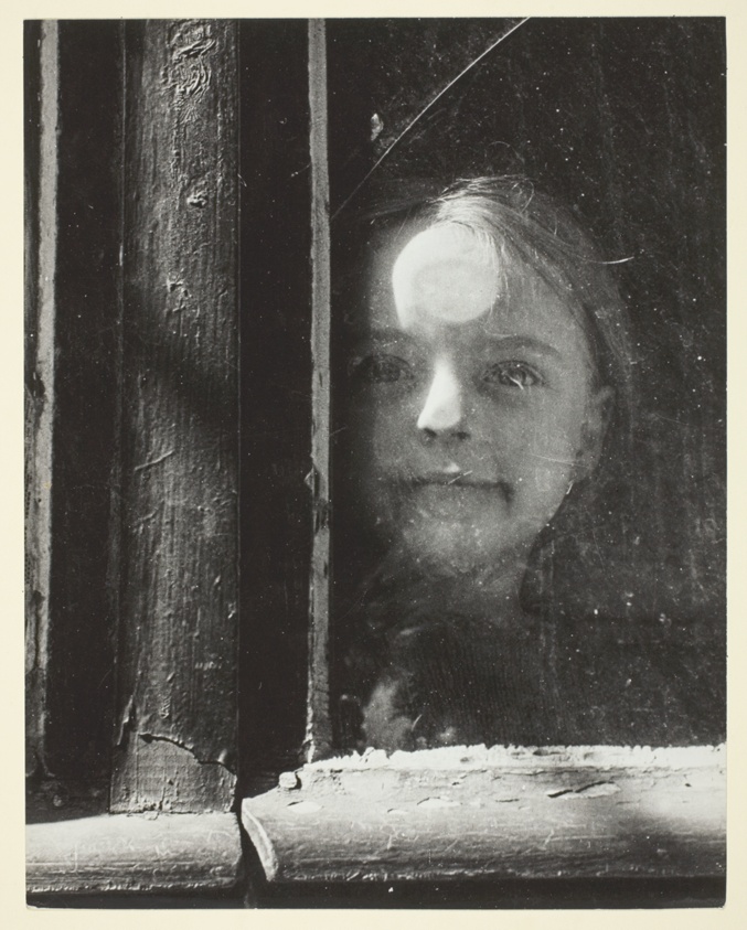 In the Courtyard, Paris