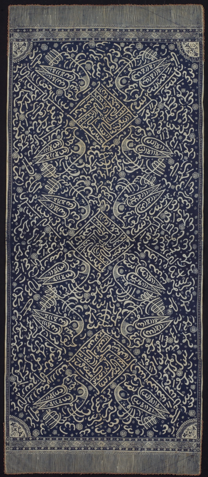 Man's Kain Kaligrafi (Head Scarf)