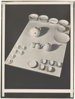 Ladislav Sutnar china (hostess set)