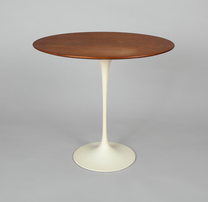 Table (model 161 F)
