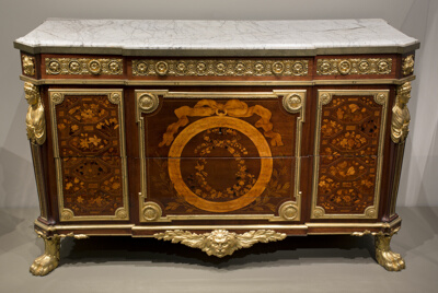 Commode