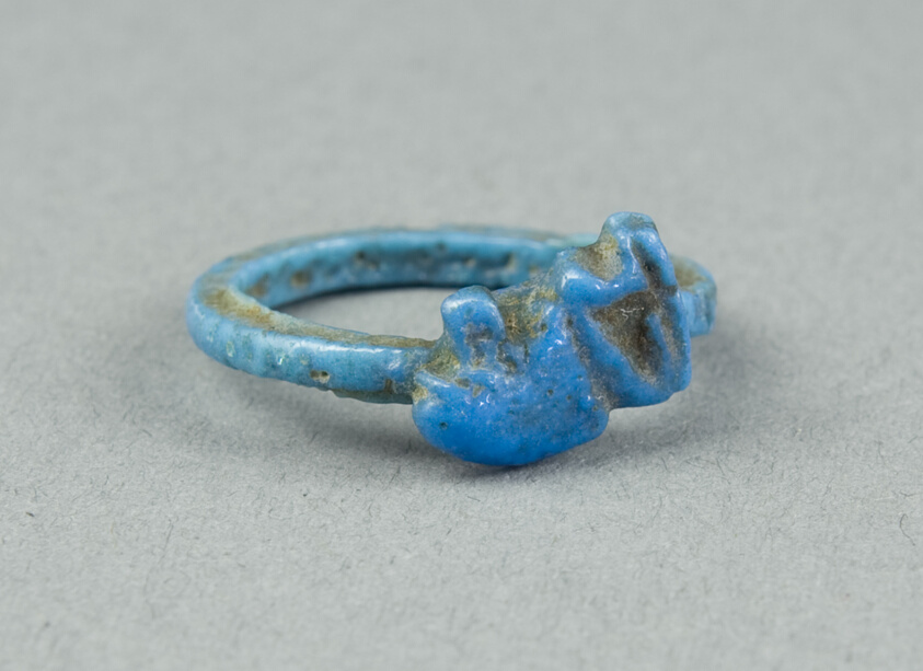 Ring: Figure of Seated Baboon (Thoth)