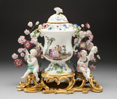 Potpourri Urn