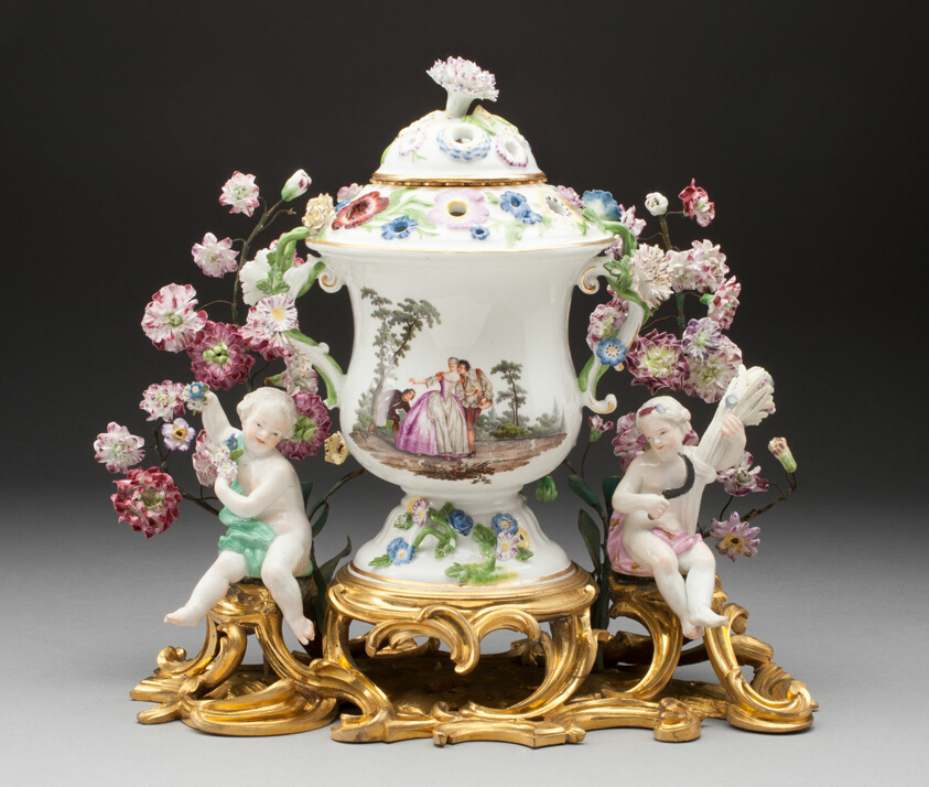 Potpourri Urn