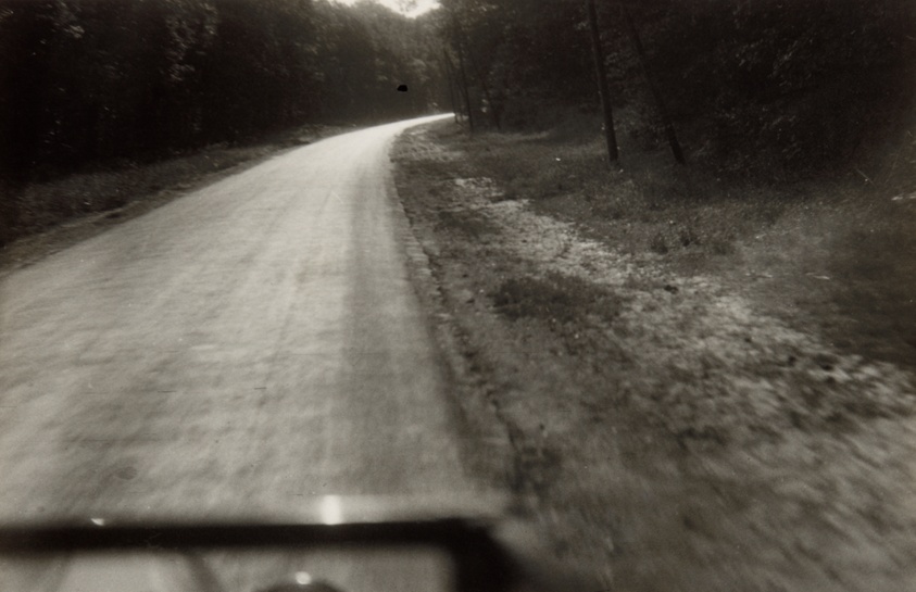 Untitled, from the series "Sur la Route: Huit Photographies Prises Entre Paris et Marseille ou Entre Paris et Biarritz"
