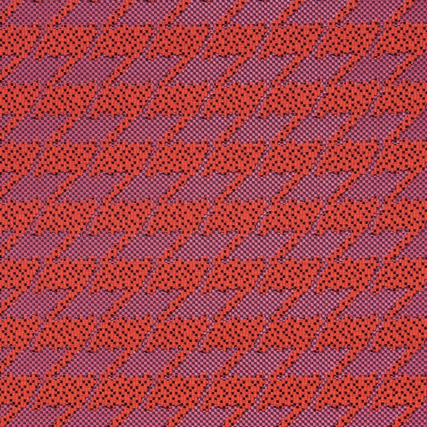 Repeat Classic Houndstooth