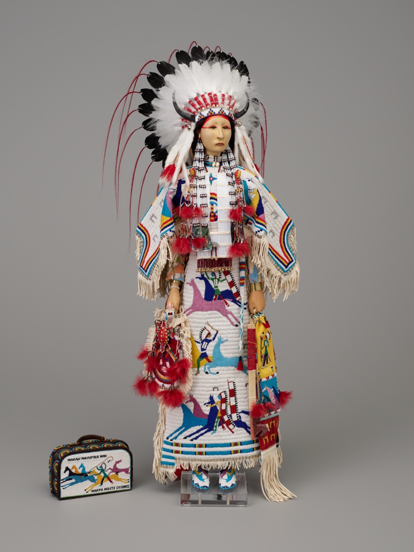 Lakota Honor - Sees The Horses Woman - SuWakan Ayutan Win