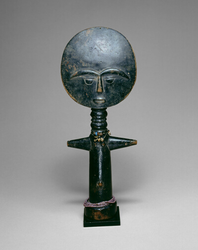 Standing Female Figure (Akua'ba)