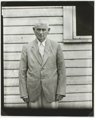 Landowner, Moundville, Alabama