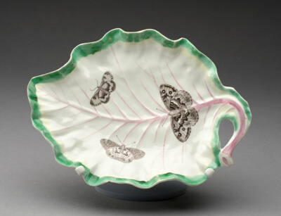 Tobacco Leaf Dish