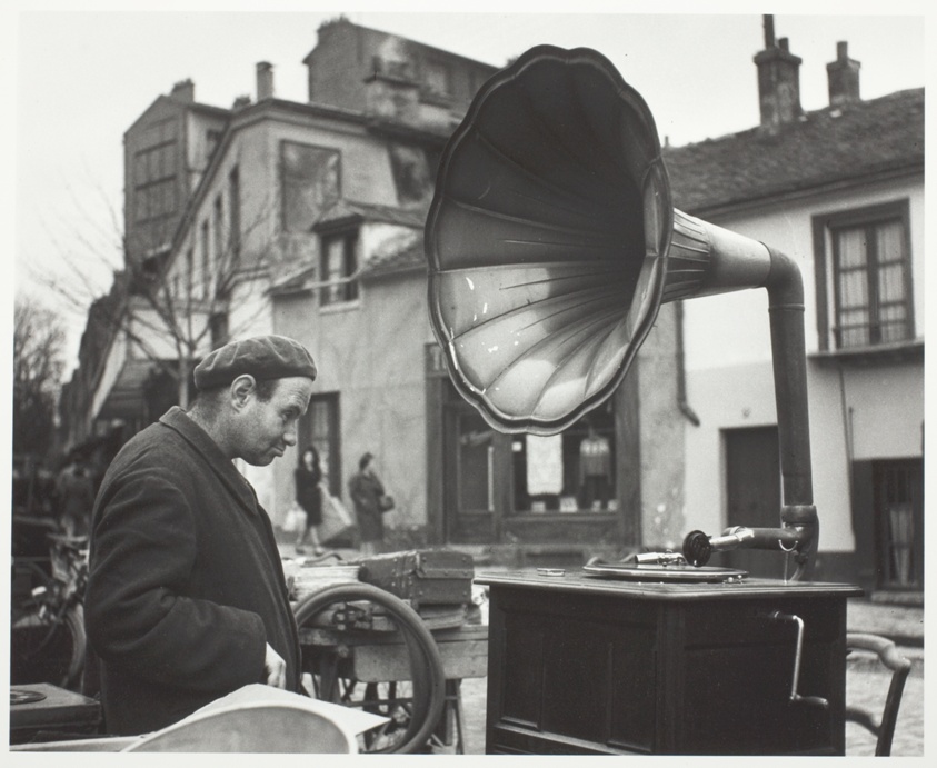 La Musique des Puces (Music of the Flea Market)