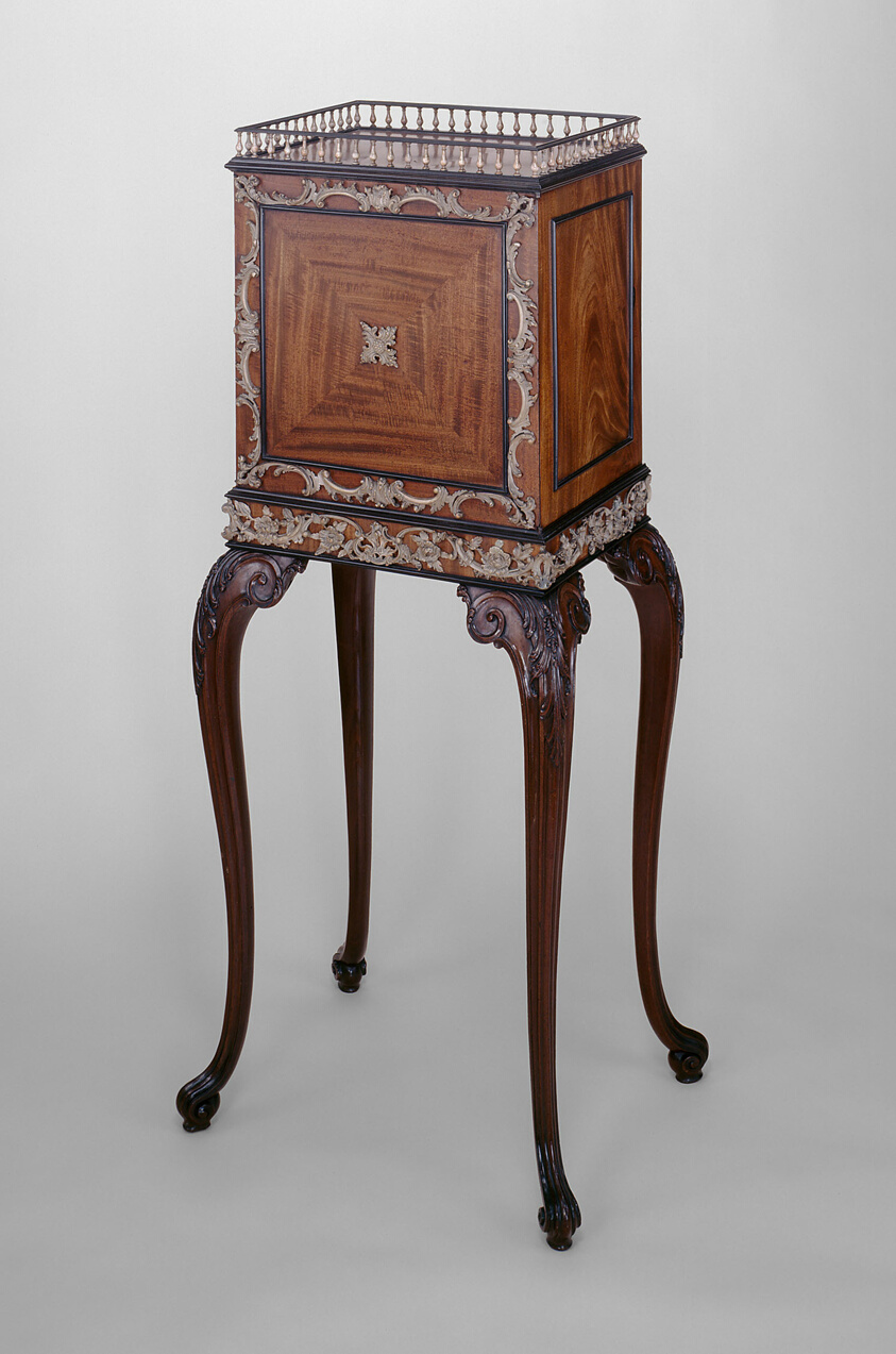 Cabinet on Stand