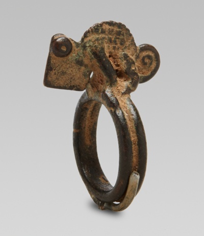 Ring Depicting a Chameleon
