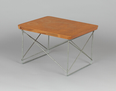 Table (model LTR)