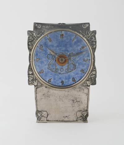 Shelf Clock