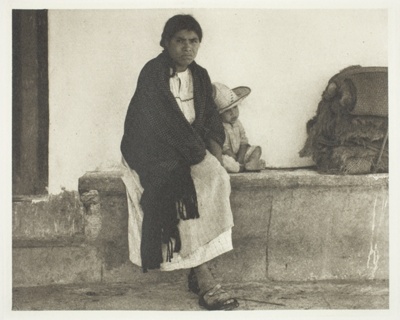 Woman and Baby, Hidalgo