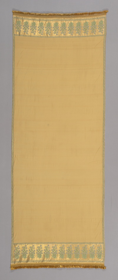 Shawl with Narcissus Flowers