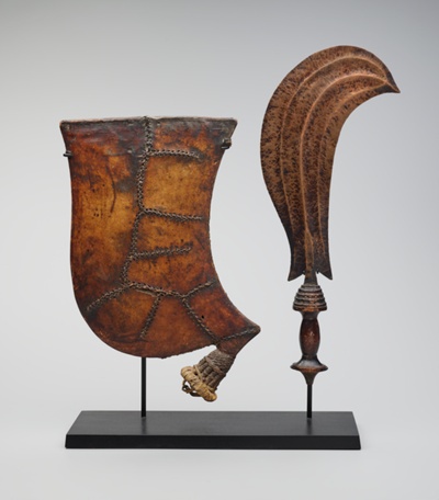 Short sword and sheath