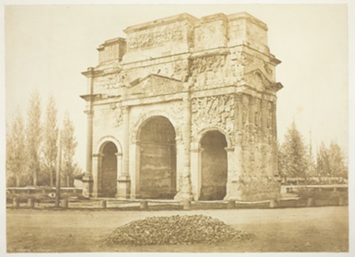 Arc Antique a Orange