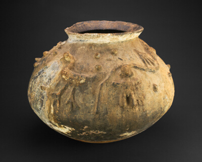 Commemorative Container (Abusua Kuruwa)