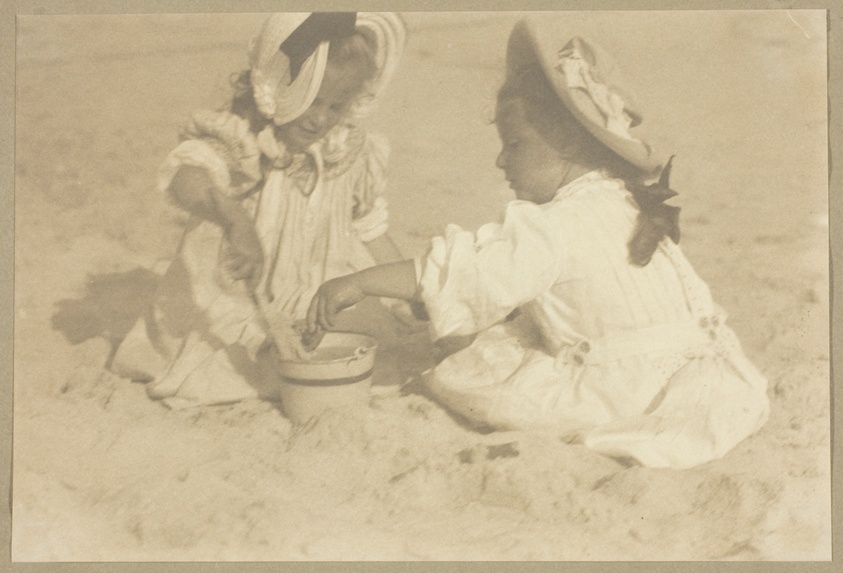 Fiola Flannery, Kitty Stieglitz