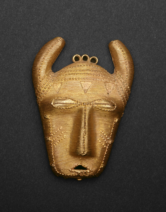 Pendant (Cow Head)