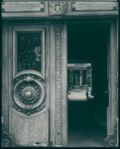 Courtyard on Rue de Bac