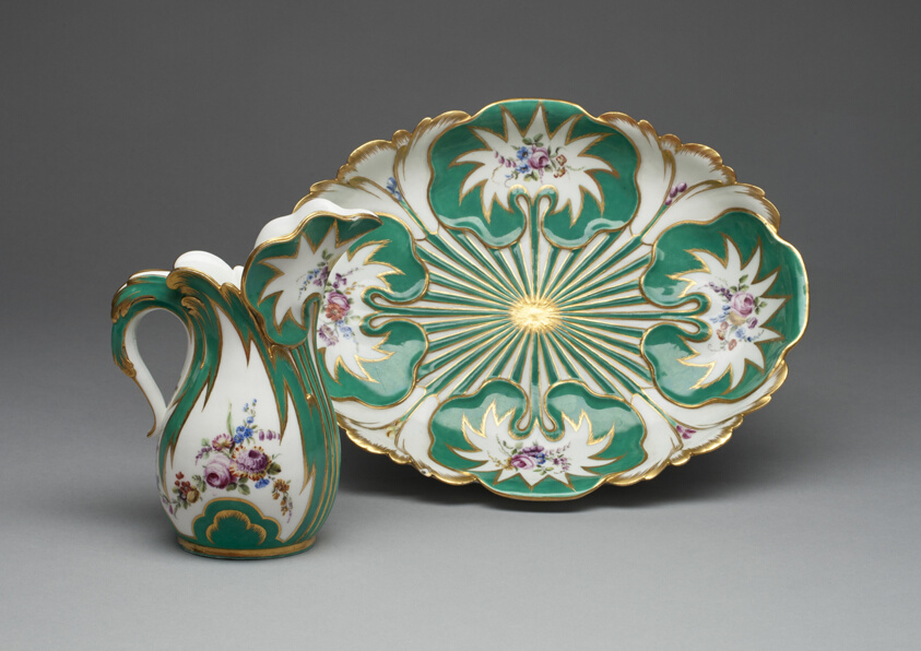 Ewer and Basin (Pot a l'Eau et jatte Feuille d'Eau)
